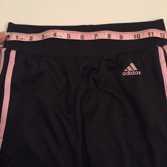ADIDAS BLACK 3 STRIPES CROPPED CAPRI WORKOUT PANTS - Picture 7 of 8
