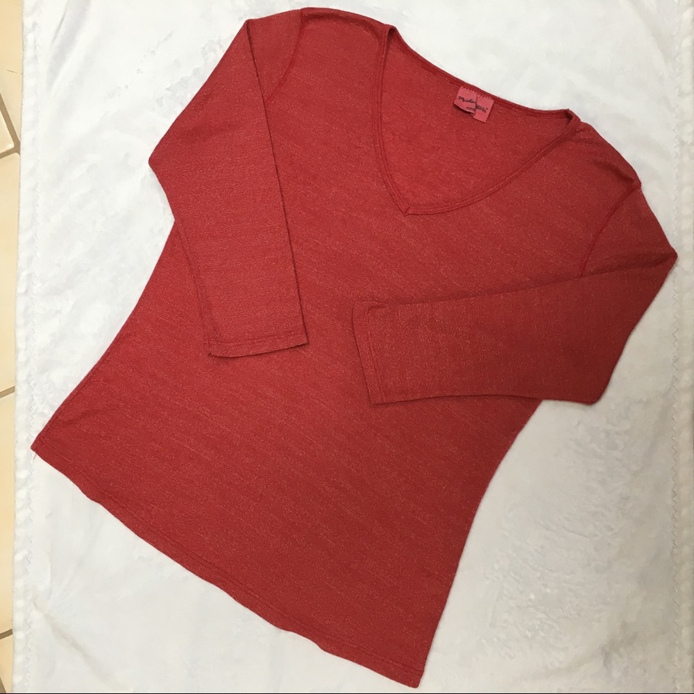 Michael Stars 3/4 sleeve maternity top