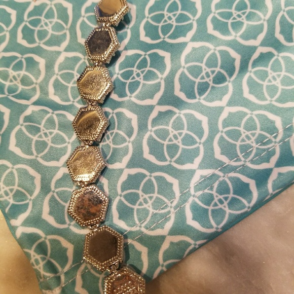 *sold* - Picture 2 of 3