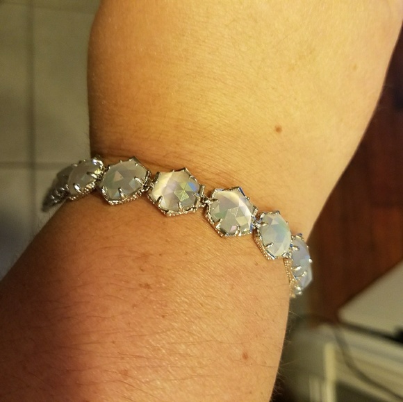 *sold* - Picture 3 of 3