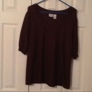 Elbow length sleeves Brown sweater