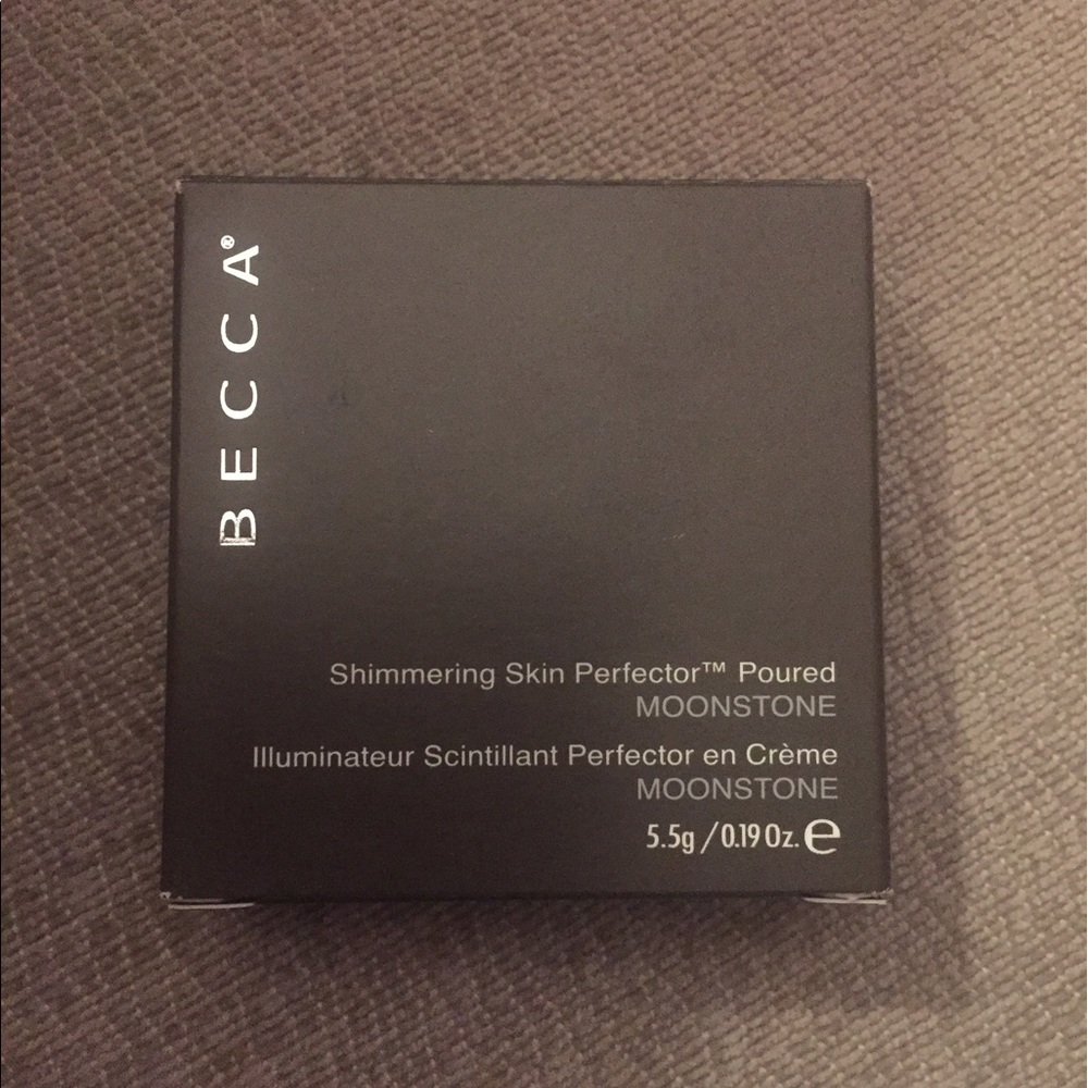 Becca Shimmering Skin Perfector Poured