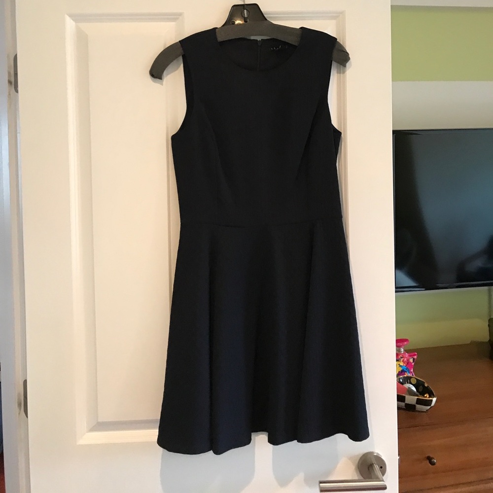 Theory simple blue dress size 6