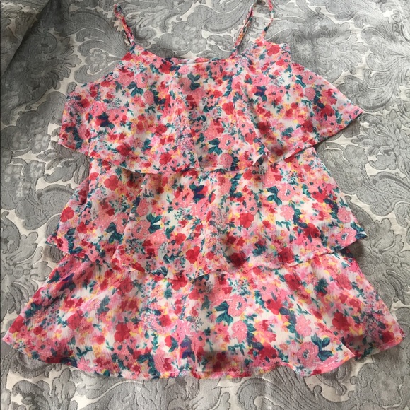 Floral Ruffle Top - Picture 2 of 5