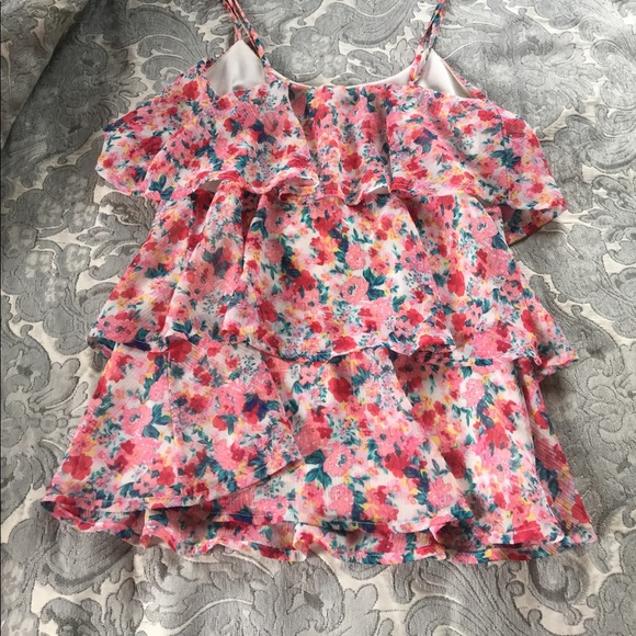 Floral Ruffle Top - Picture 4 of 5