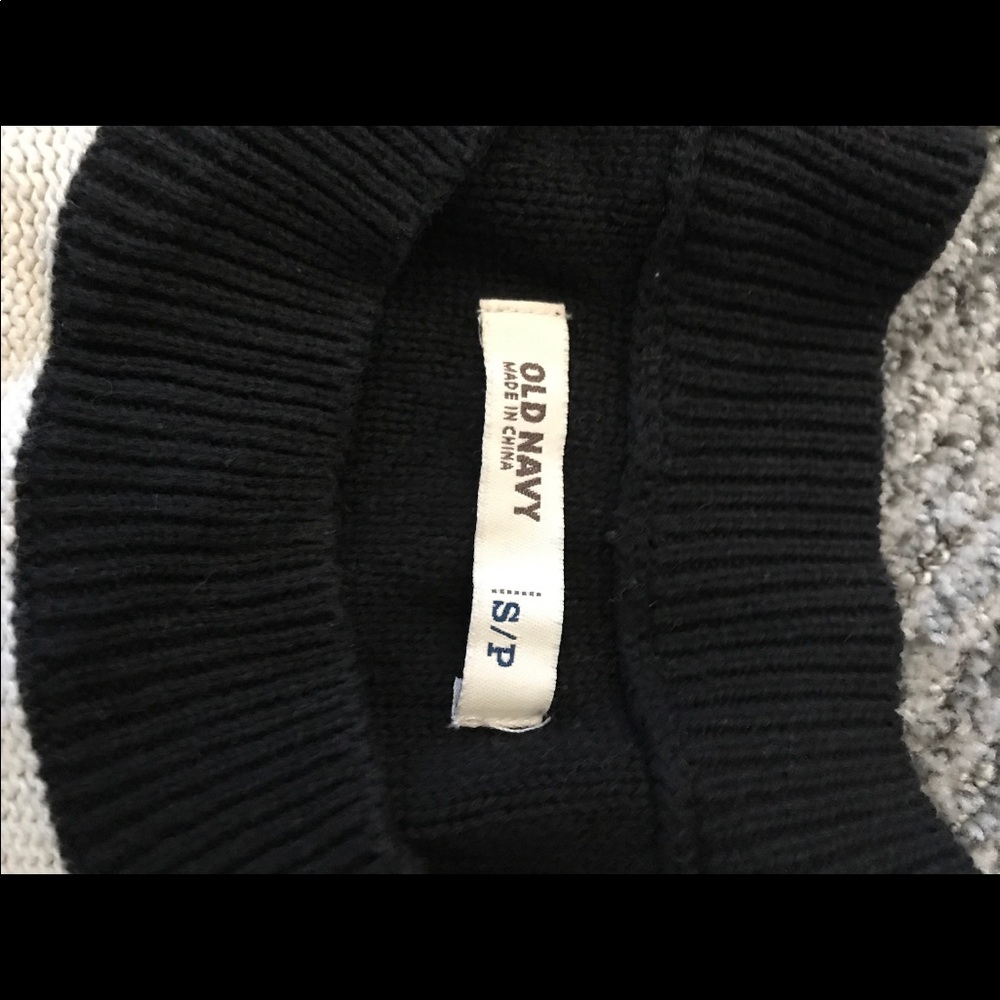 Strip Sweaters - Picture 3 of 4