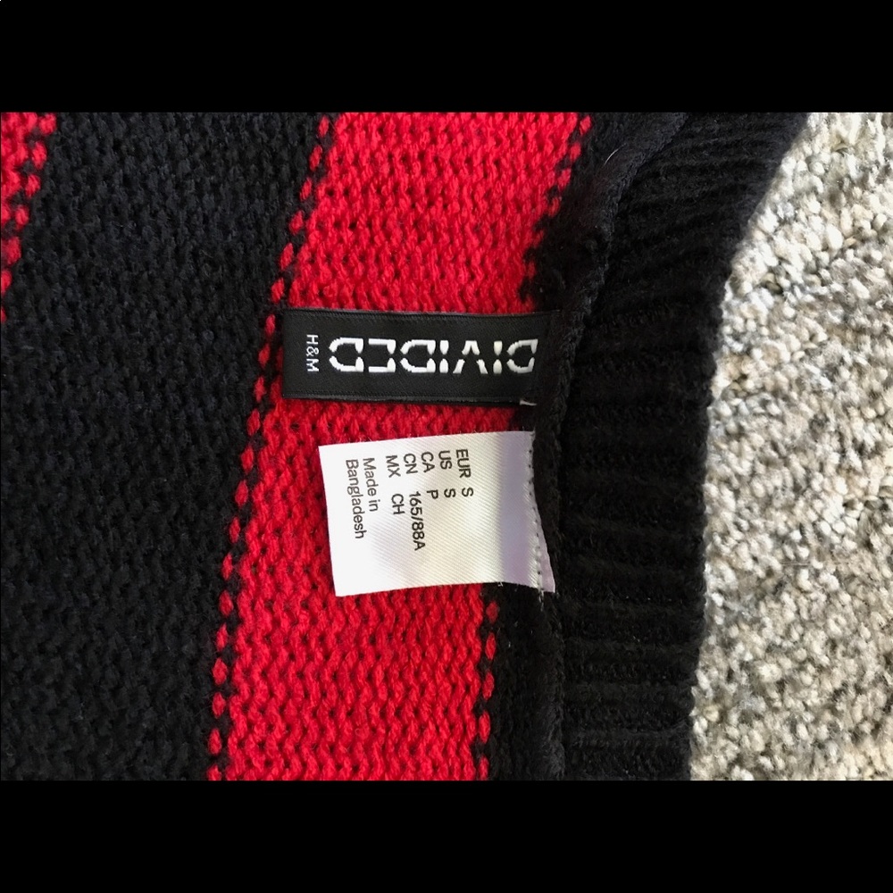 Strip Sweaters - Picture 4 of 4