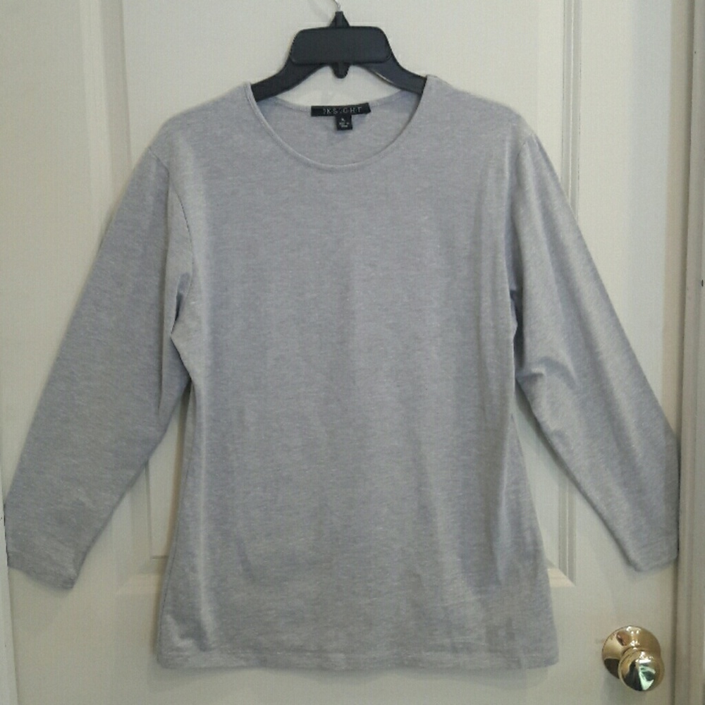 I.N.S.I.G.H.T. Nordstrom Rack grey T. Junior szXL