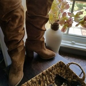 New Steve Madden Camel Suede Pull Up Slouch Boot