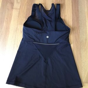 Lululemon Tank Top w/ mesh - Size 6 - Black