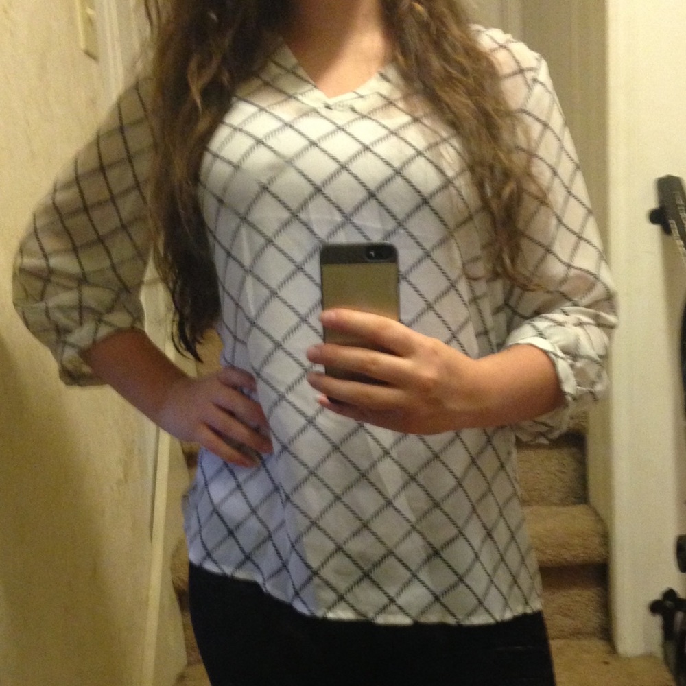 Black and white Old Navy top