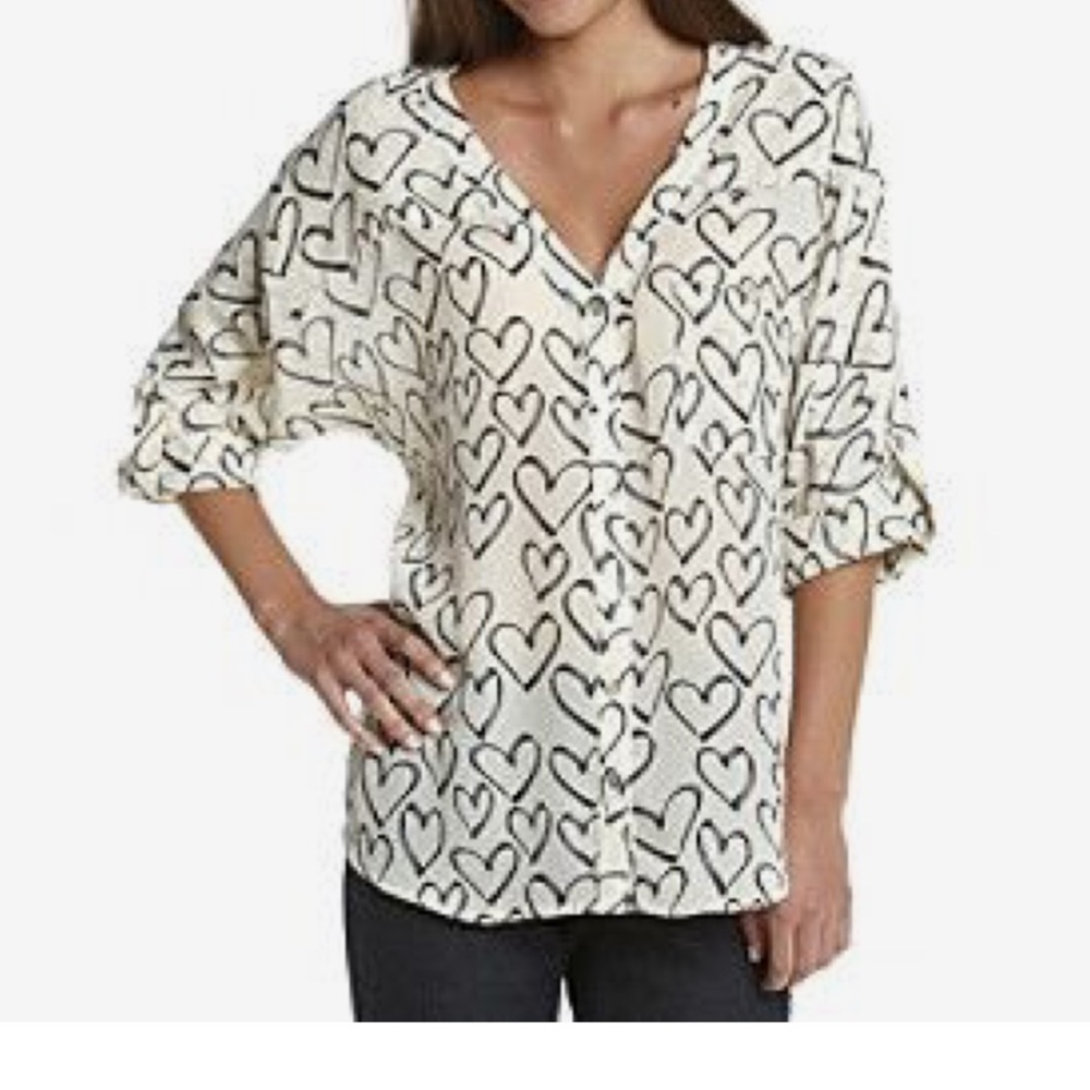 Black Rainn heart blouse