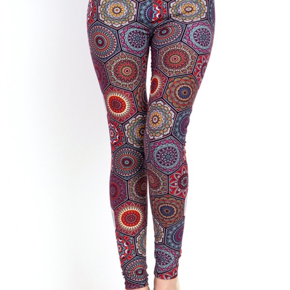 🔥ONE LEFT🔥Mandala leggings - Picture 4 of 6