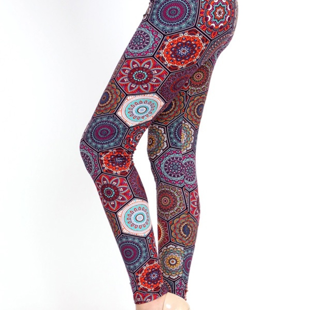 🔥ONE LEFT🔥Mandala leggings - Picture 5 of 6
