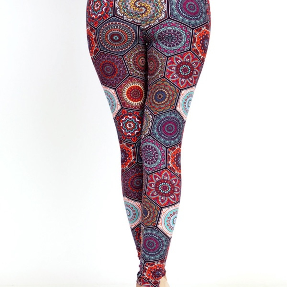 🔥ONE LEFT🔥Mandala leggings - Picture 6 of 6