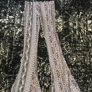 LF super soft bell bottom pants!