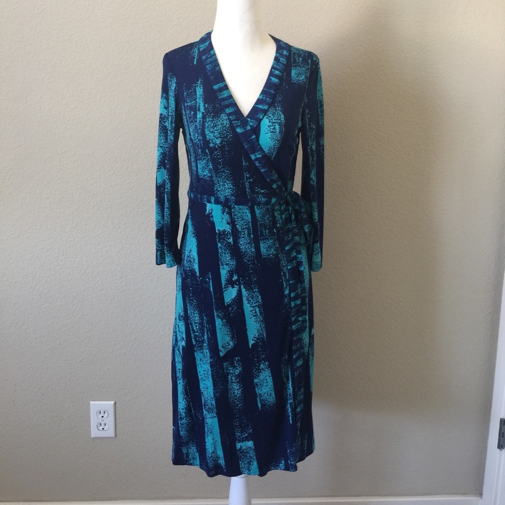 BCBG Max Azria Wrap Dress Size S. Blue/Turquoise.