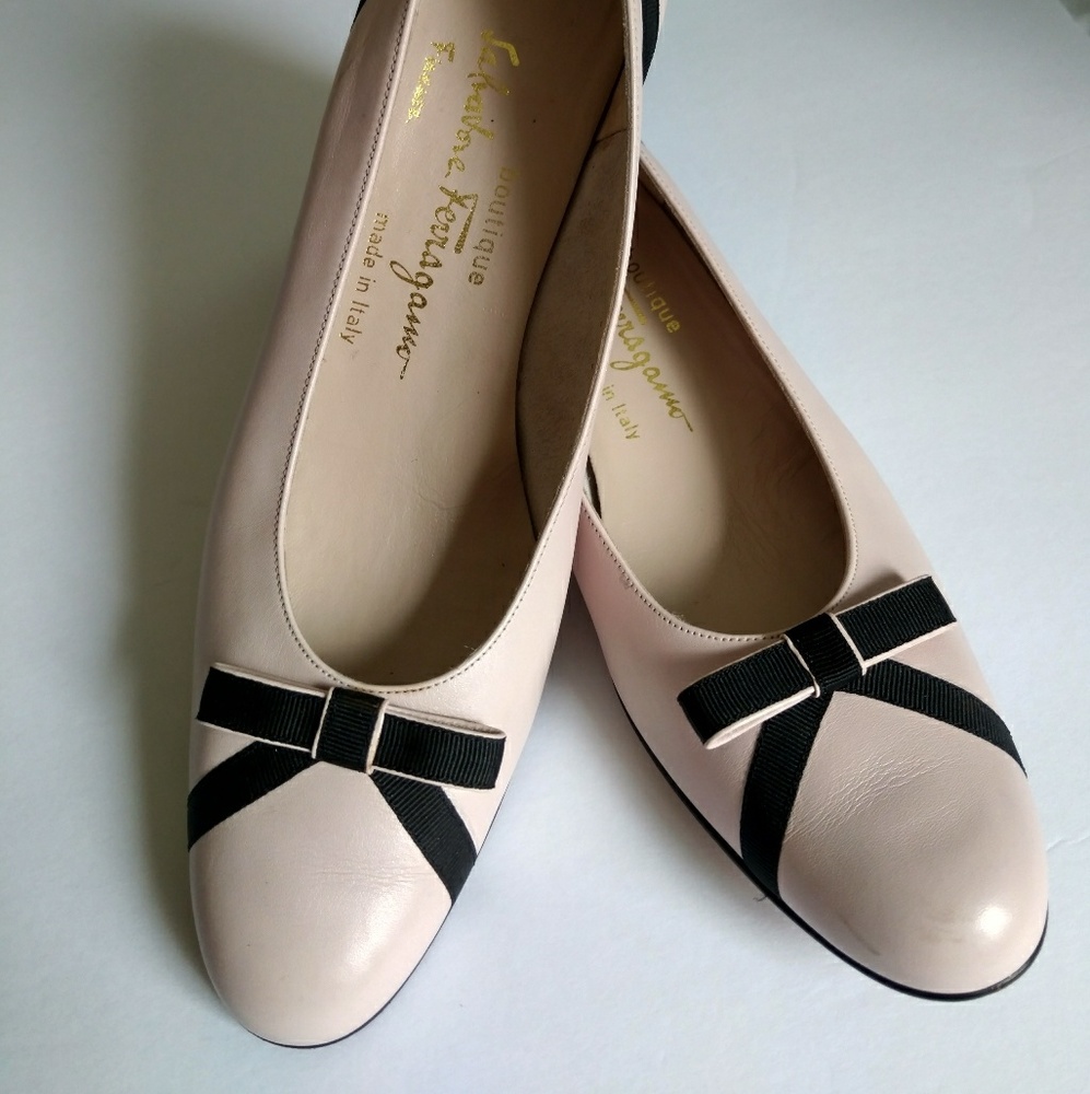 Vintage Ferragamo Pink Black Bow Ladies Shoes