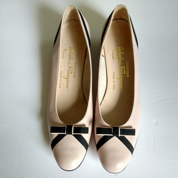 Vintage Ferragamo Pink Black Bow Ladies Shoes - Picture 2 of 6