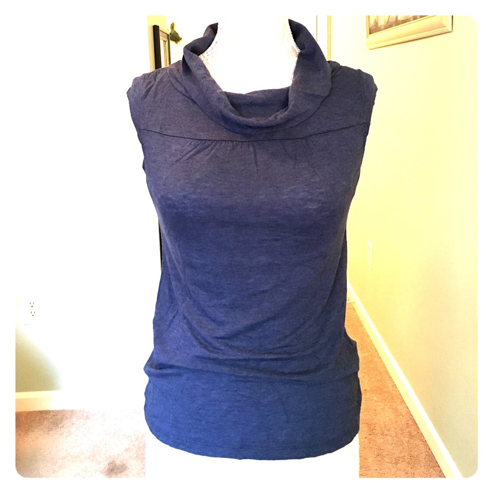 Banana Republic top.
