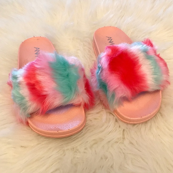 •LAST 1• Cotton Candy Furry Slides 🍬 - Picture 5 of 8
