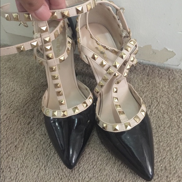 Shoes - Stud heels