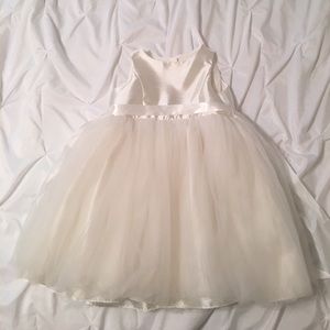 David's Bridal Flower Girl Dress