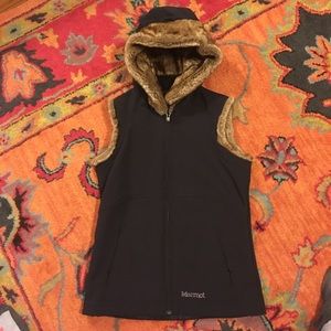 Marmot faux fur lined black vest. Size Small.