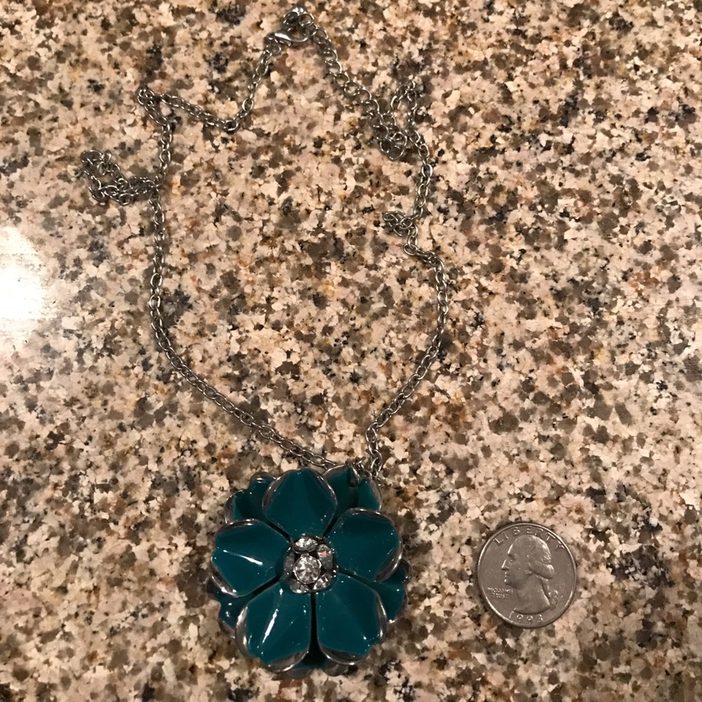 Flower necklace
