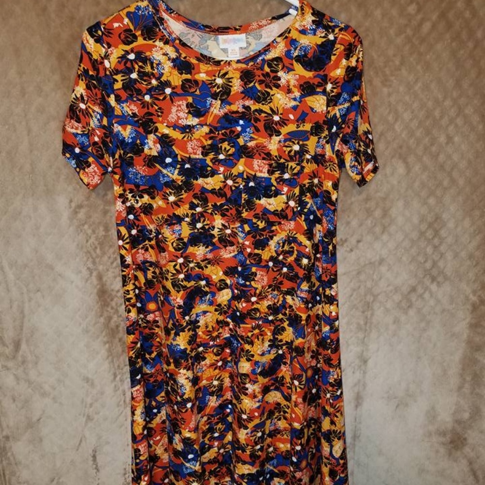 Lularoe  Xs Carly
