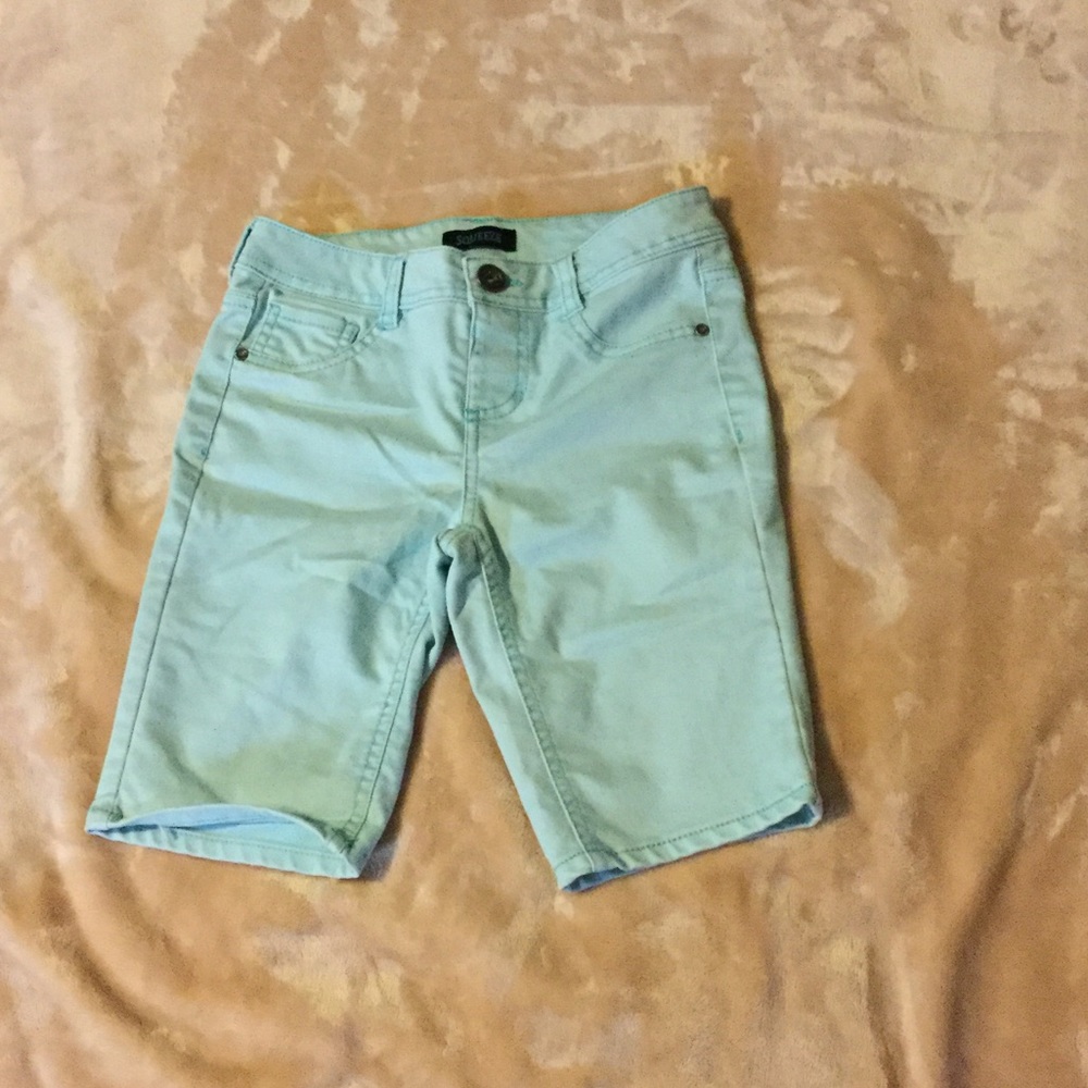 Colored jean shorts