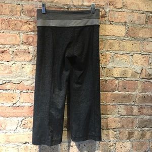 lululemon athletica Pants - Lululemon multi gray cropped pant sz 2 lululemon athletica Pants - Lululemon multi gray cropped pant sz 2