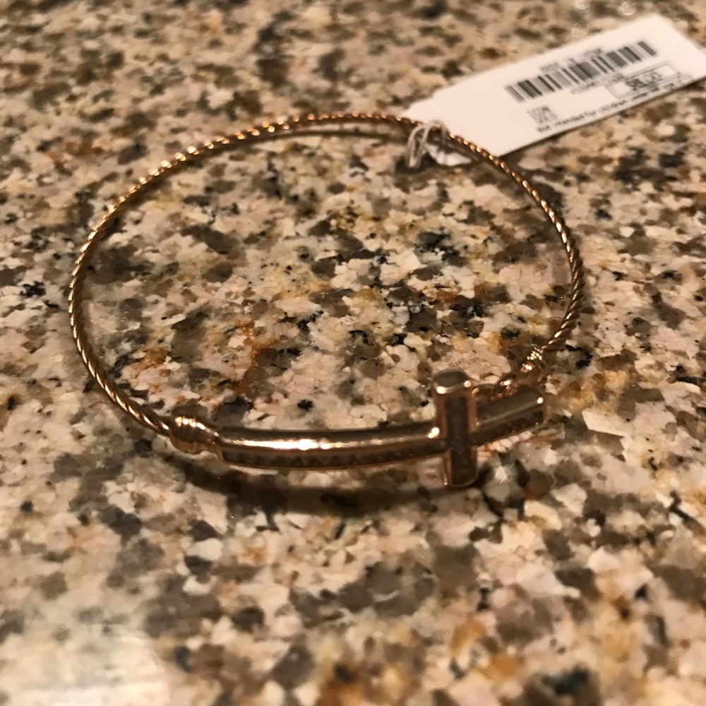 Cross bracelet