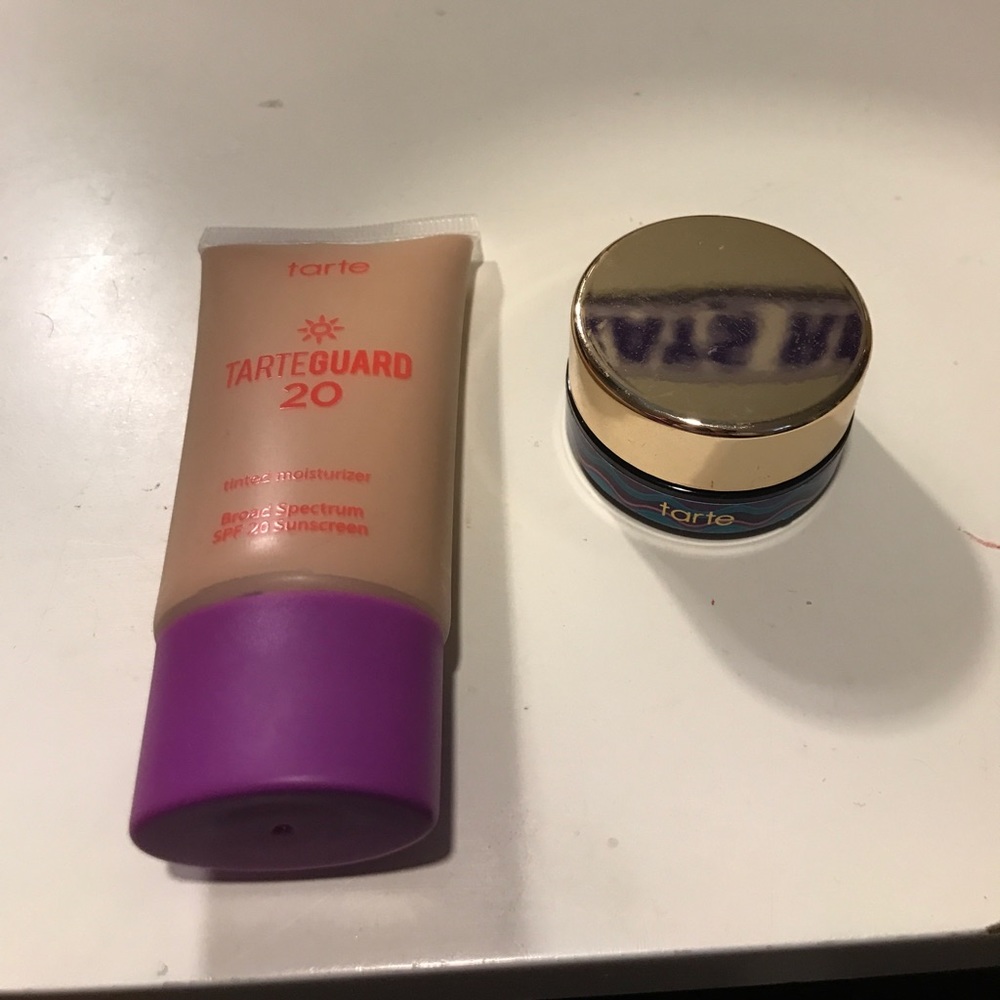 Tarte guard and drink of H2O hydrating boost