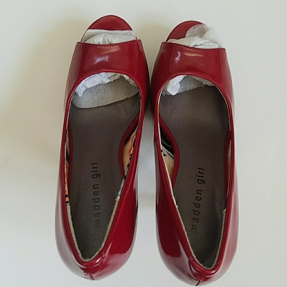 Madden Girl Patent Heels - Picture 7 of 8