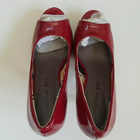 Madden Girl Patent Heels - Picture 7 of 8
