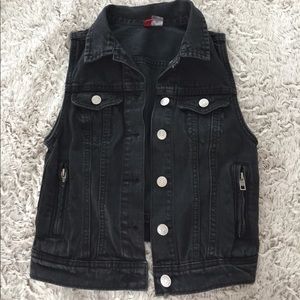 H&M Black Cropped Denim Vest