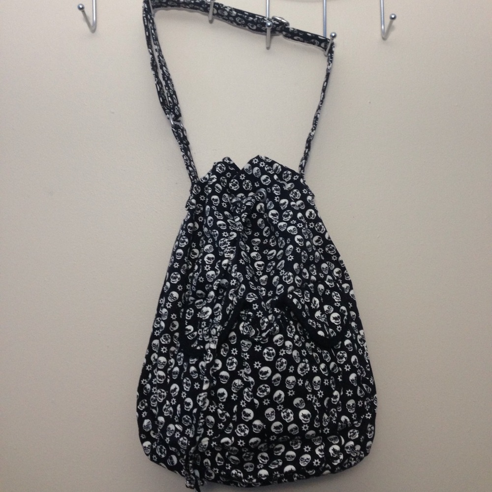 Skull Bucket Bag! NWOT