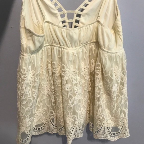 Lace top - Picture 4 of 4