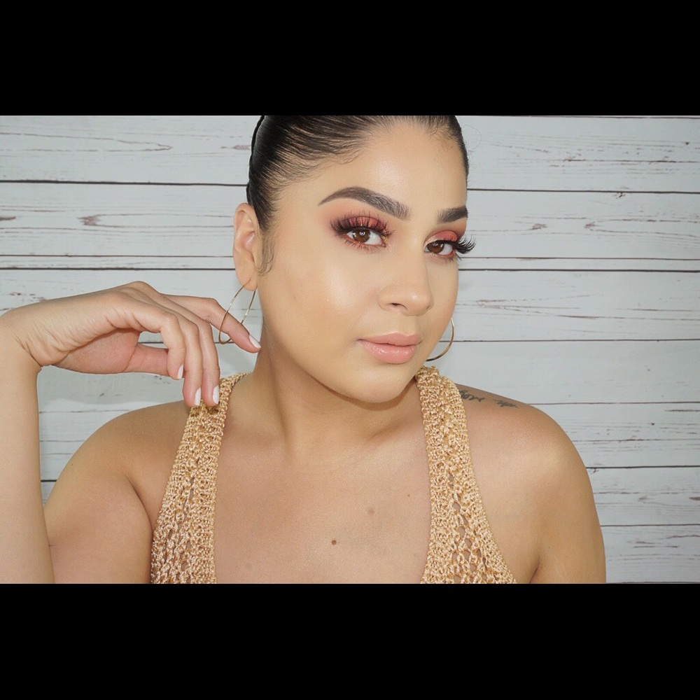 Meet your Posher, Alexis