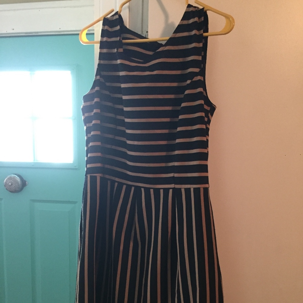 Re-posh Black/Tan Dress