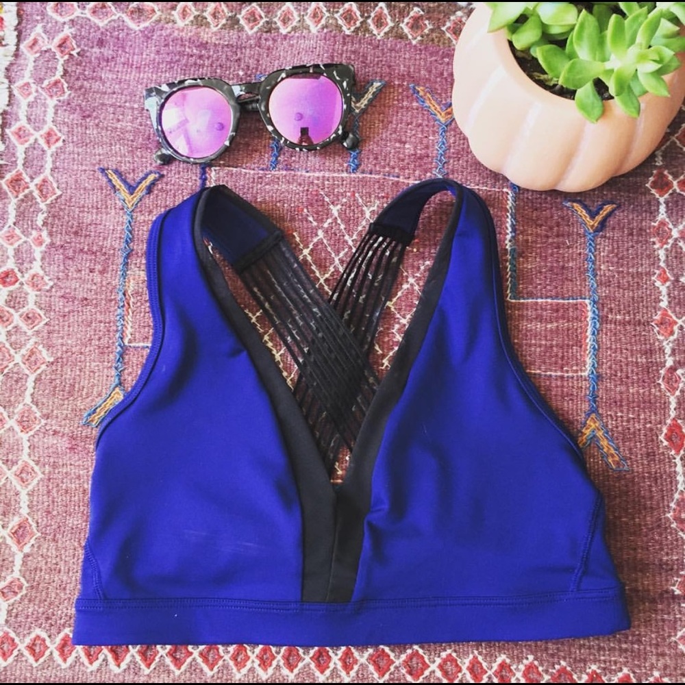 Victoria secret sports bra