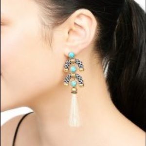 LIKE NEW Stella & Dot Rosalind chandeliers