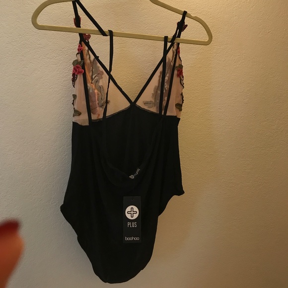 Boohoo Plus Bodysuit - Picture 2 of 2