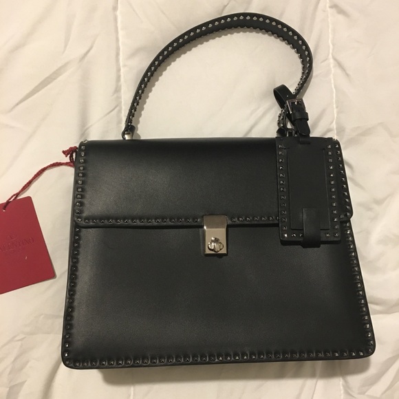 🚨Valentino Single Hand Bag🚨 - Picture 3 of 8