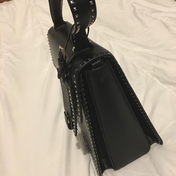 🚨Valentino Single Hand Bag🚨 - Picture 5 of 8