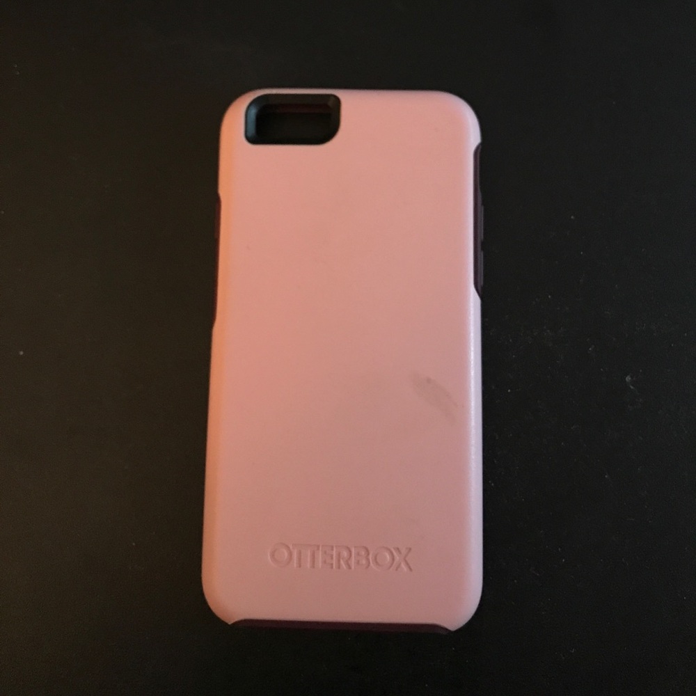 Otterbox iPhone 6s symmetry case
