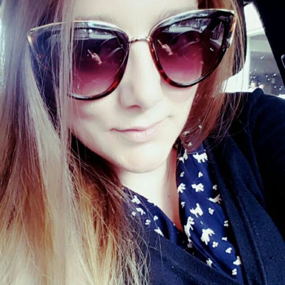 Meet your Posher, Lauren
