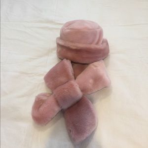 Faux fur hat & scarf