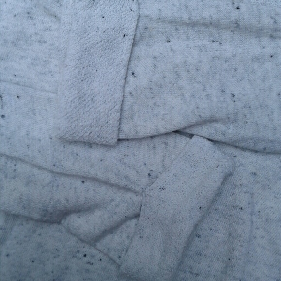 White speckled flowy sweater - Picture 3 of 7